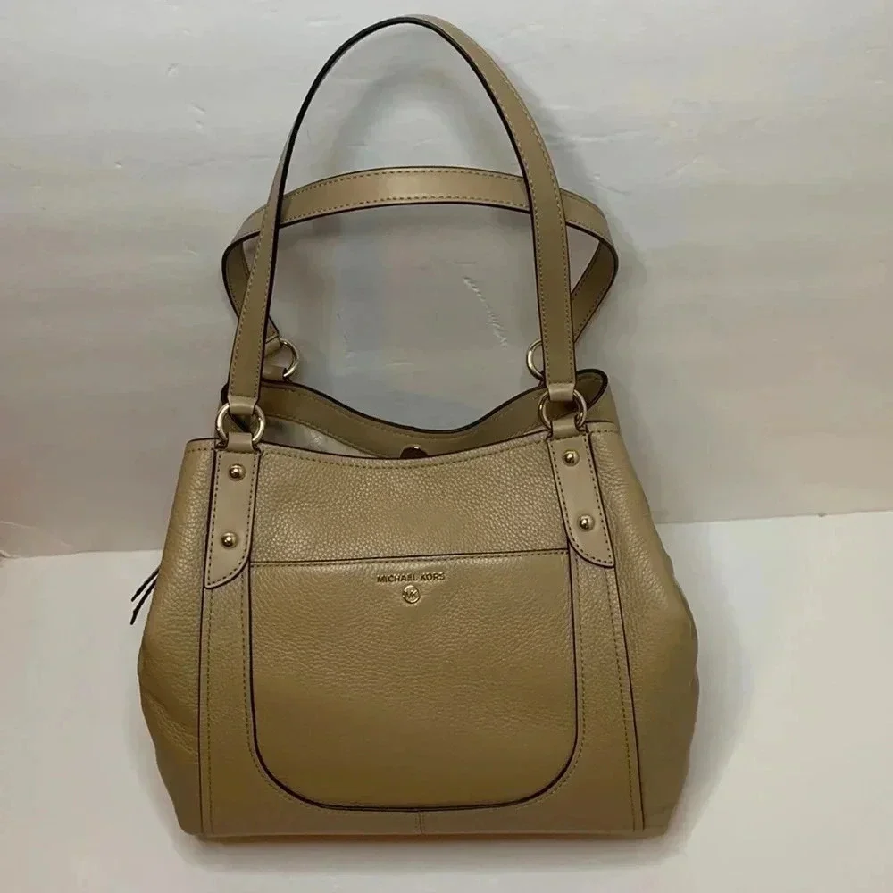 NWT Michael Kors Molly Pebble Leather Bag Camel Brown